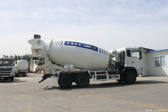 6x4 Chassis Sinotruk Direction hydraulique Camion mélangeur de béton pour projets à grande échelle