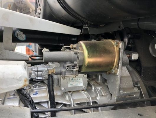 Camion diesel transport de mélange monté 2m3 8m3 12m3 4X2 /6X4/8X4 Camion-citerne mobile