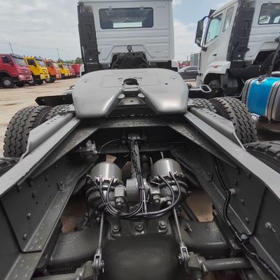 2024 Used Sinotruk Heavy Duty Transport Trailer Camion diesel 6X4 conduite manuelle à gauche remorque personnalisée