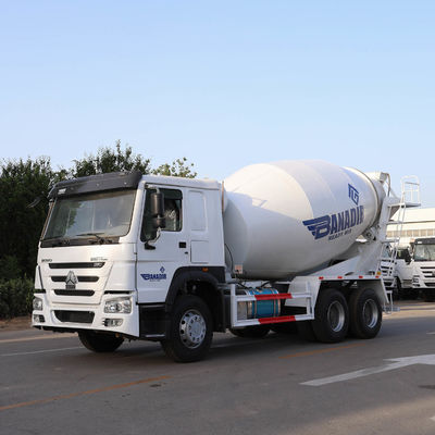 Capacité de charge de 21 à 30 tonnes Chassis de camion à décharge Sinotruk lourd avec capacité de moteur de 4-6 litres