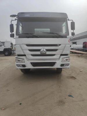 Chassis Sinotruk personnalisé Chariot de mélangeur de direction hydraulique avec assistance électrique et pneus