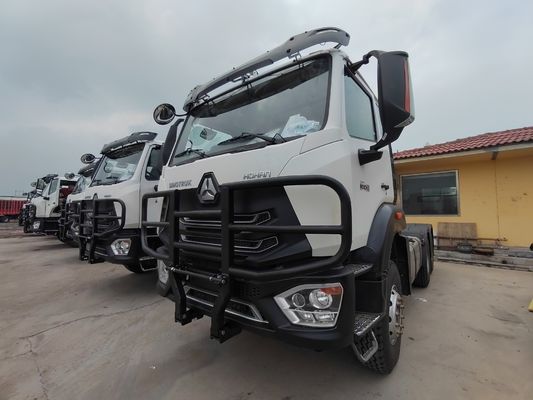 Camion tracteur Sinotruk d'occasion avec boîte de chargement en acier au carbone en bon état