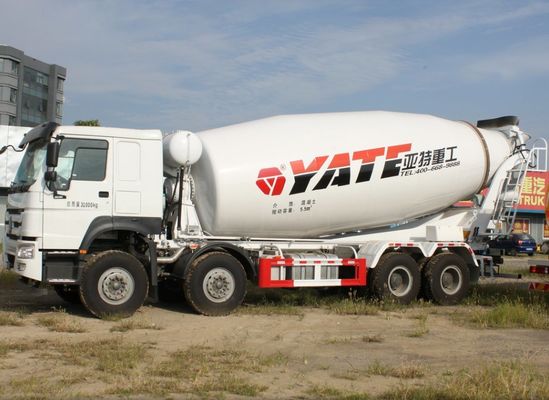 ZZ1257N3647N1 8x4 Camion Sinotruk d'occasion HOWO 380 HP Mélangeur de béton à haute durabilité