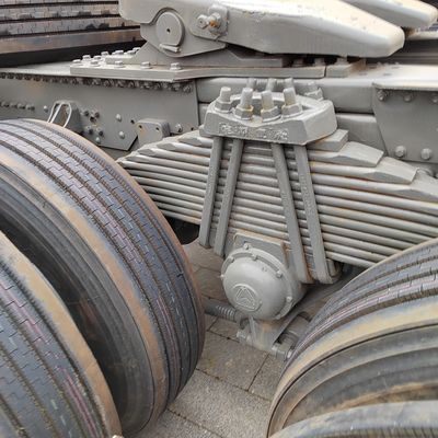 Direction hydraulique et châssis Sinotruk Conception 6x4 camion tracteur pour le transport industriel