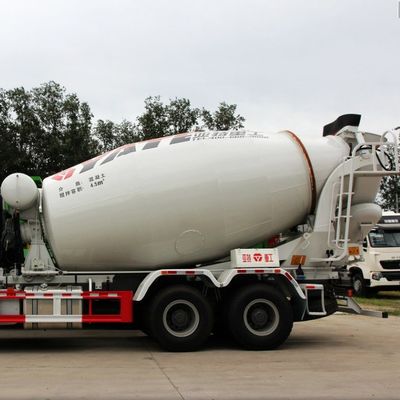 Assistance électrique Direction hydraulique Construction de camions de mélangeur de charge lourde personnalisation