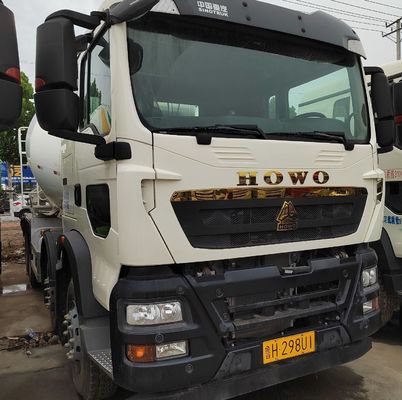 ZZ1257N3647N1 Sinotruk Heavy Duty HOWO 6X4 14m3 Camion à béton de construction