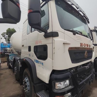 ZZ1257N3647N1 Sinotruk Heavy Duty HOWO 6X4 14m3 Camion à béton de construction