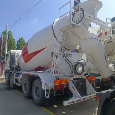 Camion de mélangeur de ciment lourd de 300 à 400 chevaux pour applications industrielles