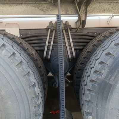 Camion de mélangeur de ciment lourd de 300 à 400 chevaux pour applications industrielles