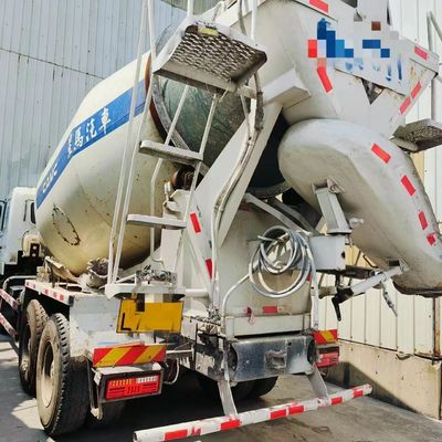 Sinotruk 8m3 agitateur diesel camion avec direction hydraulique sur demande