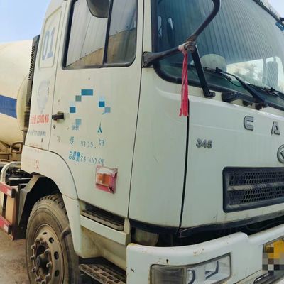 Sinotruk 8m3 agitateur diesel camion avec direction hydraulique sur demande