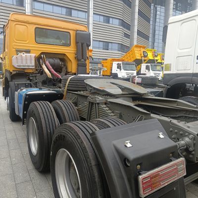 2024 Tracteur puissant avec siège en suspension pneumatique ZZ4257N3247E1H 1 an de service après-vente