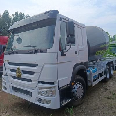 12m3 380 chevaux lourd 6x4 camion de mélangeur de béton automatique avec pneu et boîte de chargement en acier au carbone