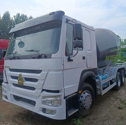 ZZ1257N3647N1 Utilisé HOWO 12m3 380HP camion de béton avec assistance au pilotage
