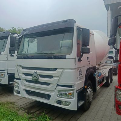 Chassis Sinotruk HOWO 12m3 Camion à béton auto-mélangeur pour équipement de construction lourd