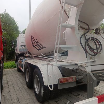 Chassis Sinotruk HOWO 12m3 Camion à béton auto-mélangeur pour équipement de construction lourd