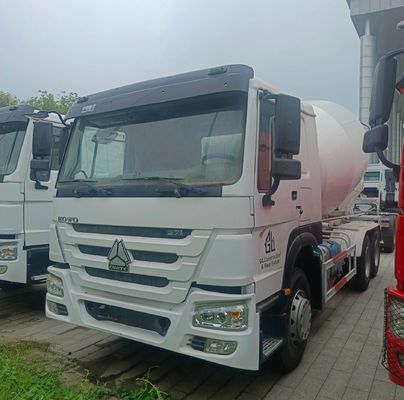 Sinotruk 12m3 380HP Camion à béton avec système de direction hydraulique à assistance électrique