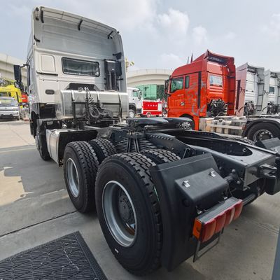 Camion-tracteur HOWO certifié ISO pour le transport industriel et les équipements miniers