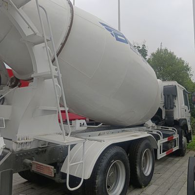 Camion de mélangeur de ciment de 12 m3 avec châssis Sinotruk et assistance électrique fabriqué