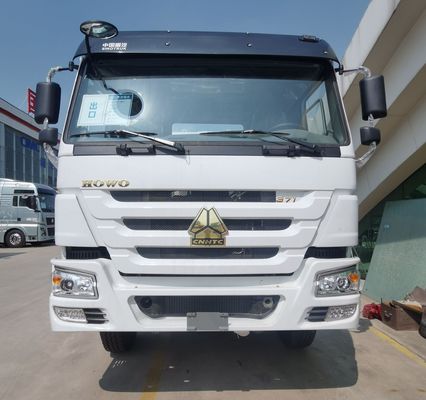 Camion de mélangeur de ciment portable avec châssis et pneus Sinotruk mélangeur de béton à carburant diesel