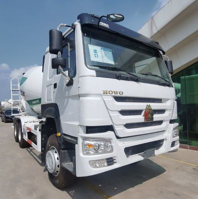 12100.000kg Poids brut Pneus Camions de mélangeur de béton pour projets de construction lourds