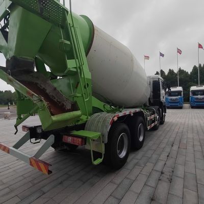 Camion portable de mélangeur de ciment avec direction hydraulique et assistance électrique