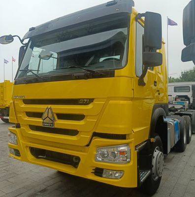 Sinotruck 6X4 Tracteur 2024 modèle 400L réservoir de carburant et siège à suspension pneumatique avancée