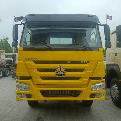 Roue d'entraînement économique 6×4 Tête de tracteur diesel HOWO6X4 Trac avec efficacité améliorée