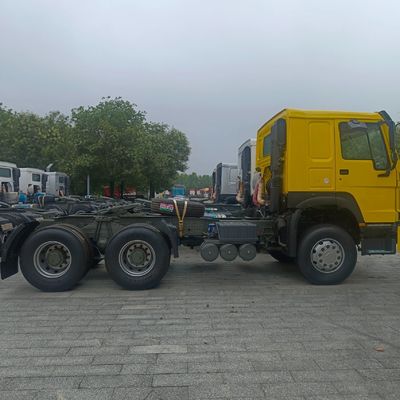 Type de transmission manuelle Tracteur de camion puissant HOWO6X4 Trac pour des tâches de transport difficiles