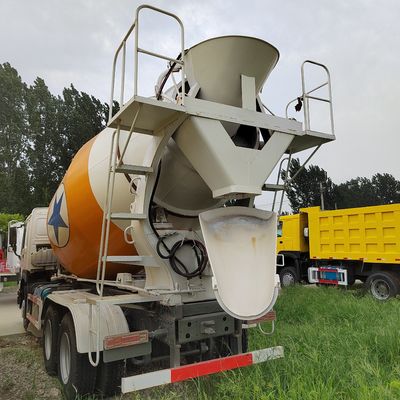 Sinotruk HOWO Chariot de mélangeur de béton lourd pour véhicule de transport minier