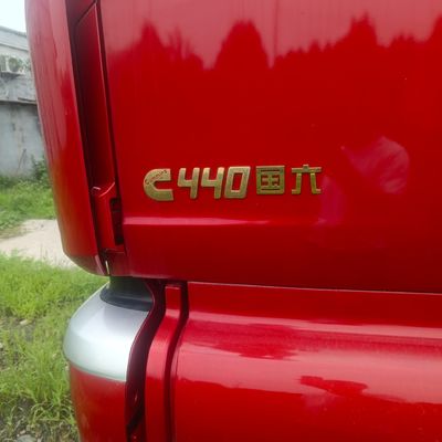 2024 Shaanxi remorque de transport automobile avec suspension pneumatique de 400L et camion diesel