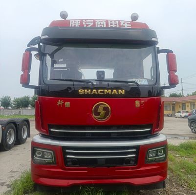 Capacité du réservoir de carburant de 400L Shacman Diesel 6X4 Truck tracteur avec conception de pneus sans tube