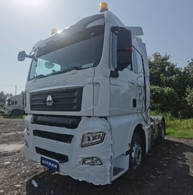 600L réservoir de carburant tracteur lourd chargement camion de transport Sitrak pour remorquer des semi-remorques