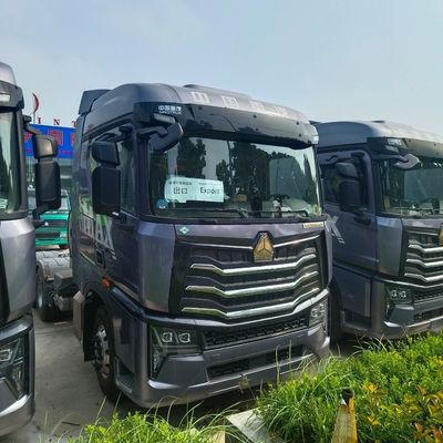 Camion lourd à transmission automatique Euro6 HOWO Tracteur à GNL Tête de remorque pour charges lourdes