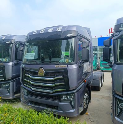 Camion lourd national HOWO 6X4 GNL à transmission automatique Camion polyvalent
