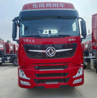 Dongfeng Tianlong Gaz 6X4 Tracteur avec 580 ch Puissance et dimensions de 7,81m * 2,55m * 3,96m