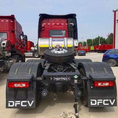 Dongfeng Tianlong Gaz 6X4 Tracteur avec 580 ch Puissance et dimensions de 7,81m * 2,55m * 3,96m