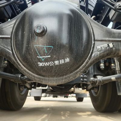 Le tracteur à gaz Dongfeng Tianlong 6X4 est la solution ultime pour le transport de GNL