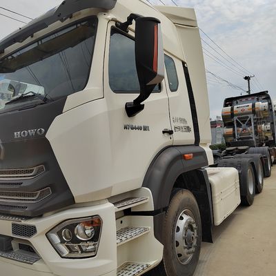 Coût d'expédition abordable pour les camions Sinotruk Sitrak lourds Chassis Sinotruk