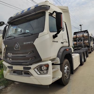 Véhicule tout-terrain lourd certifié ISO US Sinotruk 30t camion pour le transport de marchandises
