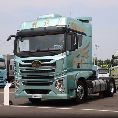 8800.000kg Poids brut 580 ch LNG FAW 6*4 et 4*2 Camion tracteur de capacité de charge 31-40 t