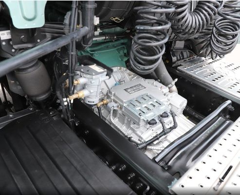 8800.000kg Poids brut 580 ch LNG FAW 6*4 et 4*2 Camion tracteur de capacité de charge 31-40 t