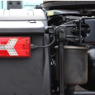 Tracteur de type 4×2 FAW X6000 510 HP pour le GNL et le CNG
