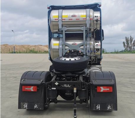 Tracteur de type 4×2 FAW X6000 510 HP pour le GNL et le CNG