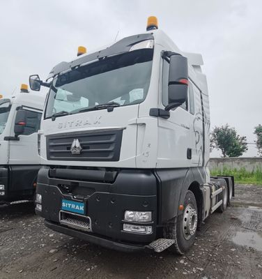 Capacité de transmission manuelle Tracteur à GNC Sinotruk Sitrak pour le transport sur longue distance