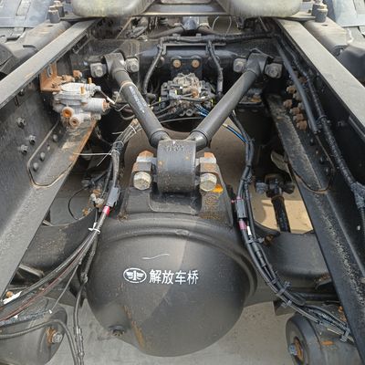 CA4250P66M25T1E6 Camion tracteur 6X4 avec assistance à la direction assistée et certification DOT