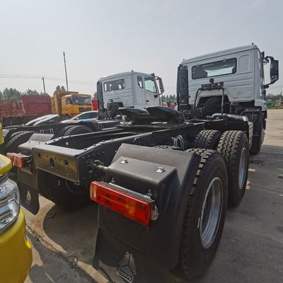 Sinotruk HOWO Tracteur de remorquage Camion siège à suspension aérienne pour une conduite en douceur et stable