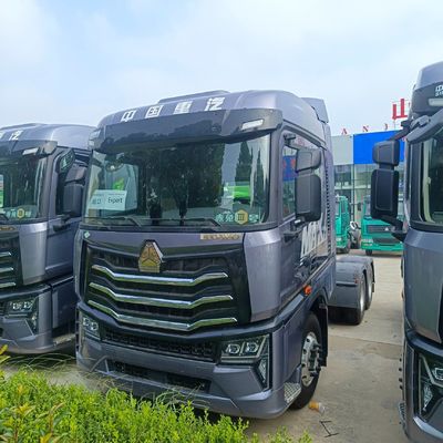 Personnalisation 2024 Light HOWO LNG Gas Traction Truck 6 * 4/4 * 2/6 * 2 480HP à 700HP