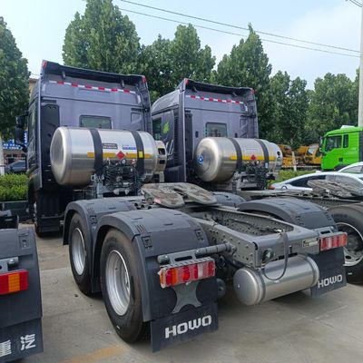 Personnalisation 2024 Light HOWO LNG Gas Traction Truck 6 * 4/4 * 2/6 * 2 480HP à 700HP