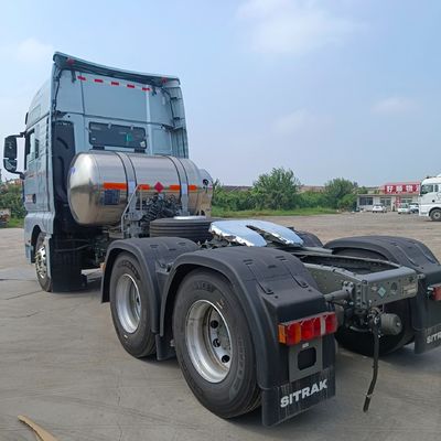 630HP 6*4 2024 Shandeka G7h camion tracteur GNL pour le transport de 8.25m*2.55m*3.96m de fret